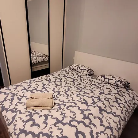 Boznicza Retreat With Free Garage Parking Апартаменти Познань