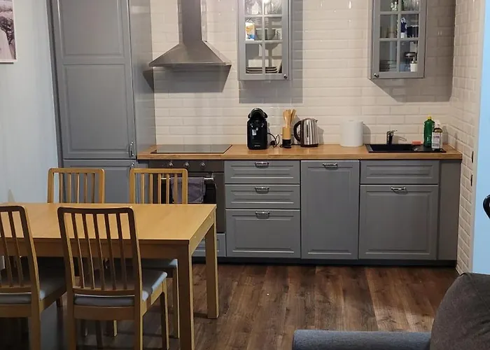 Boznicza Retreat With Free Garage Parking *