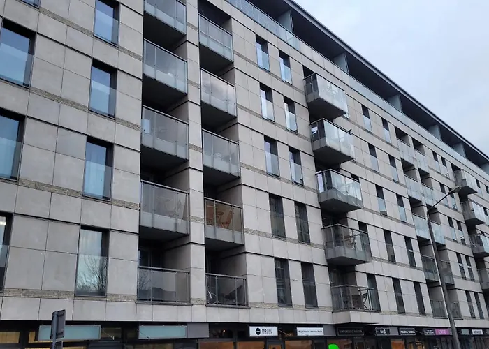 דירה Boznicza Retreat With Free Garage Parking פוזנן